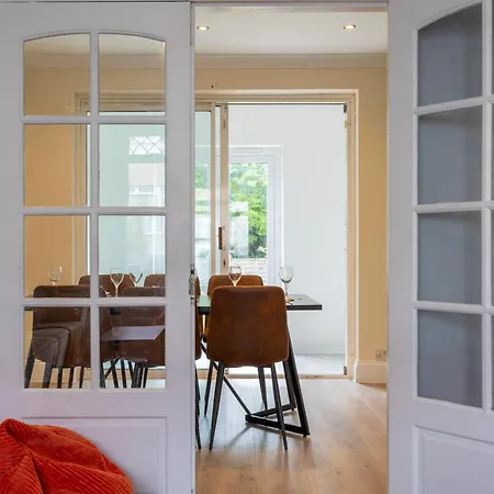 Perfect 3 Bed With Free Parking Ferienhaus Bristol
